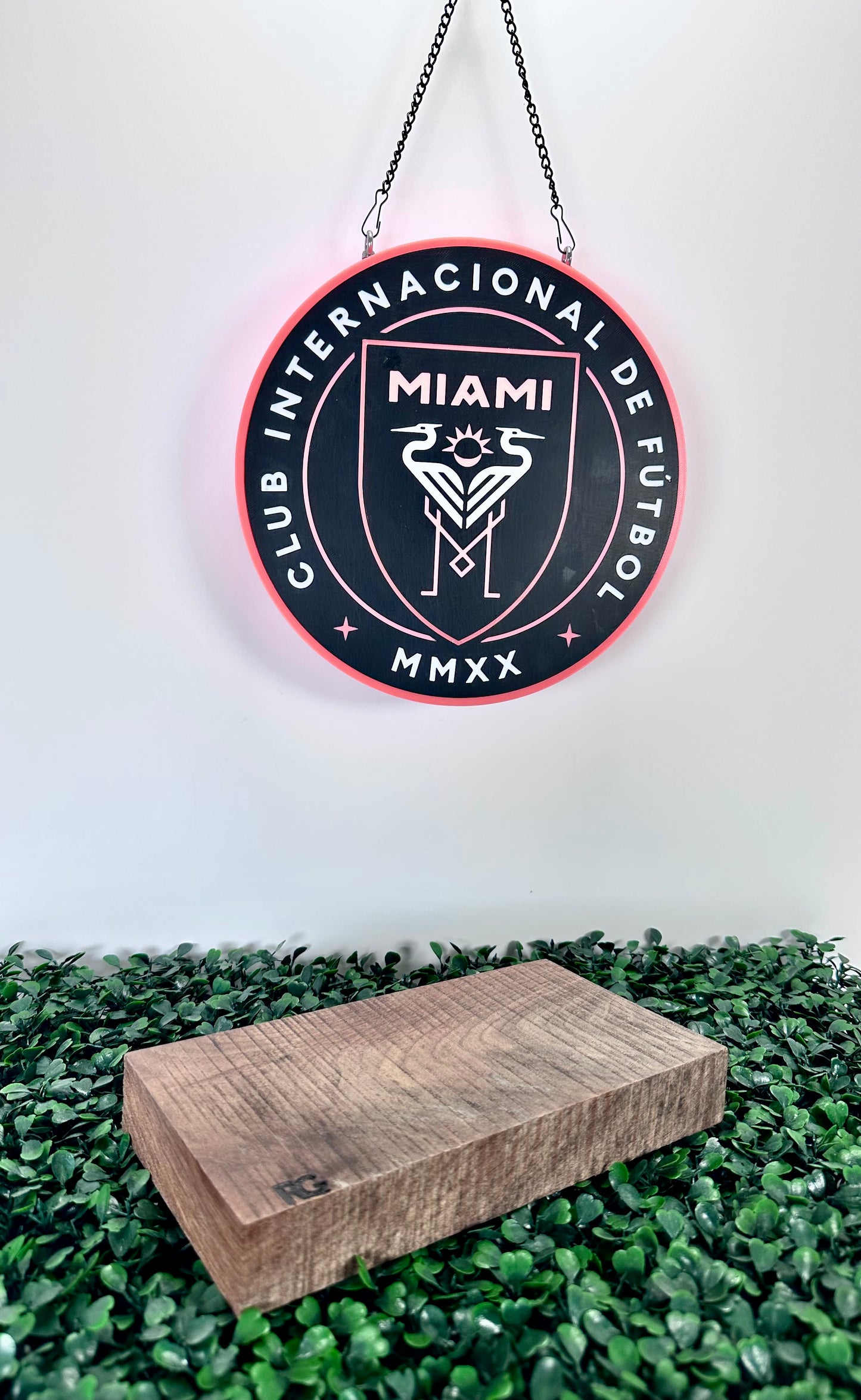 Inter Miami CF 3D Printed LED Sign – Glowing Pink USB-C Wall Decor