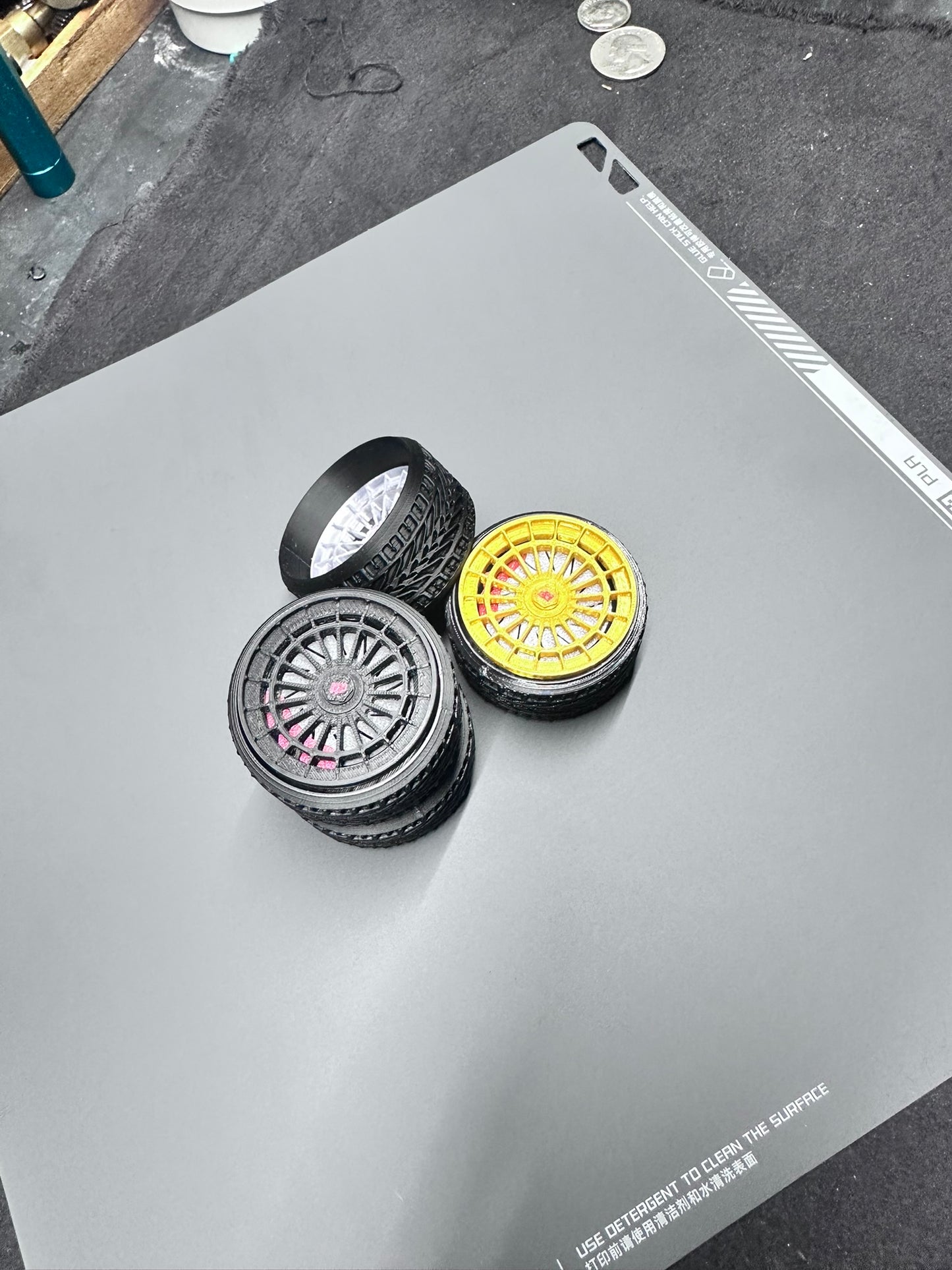 Rotiform Wheel Inspired Fidget Clicky Toy – 3D Printed Desk Toy for Car Enthusiasts