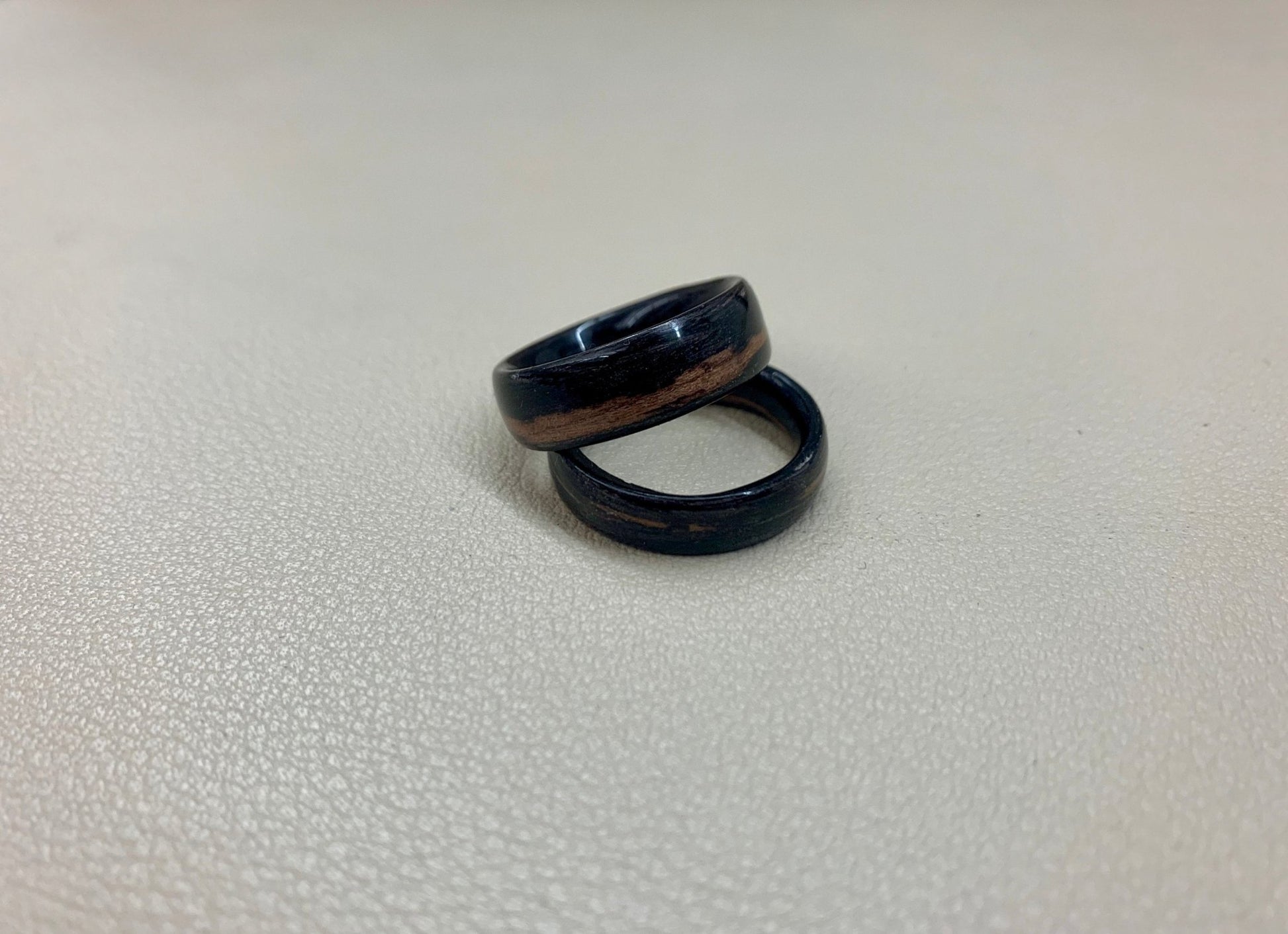 Ebony Macassar Bentwood Rings: Exquisite Craftsmanship, Timeless Beauty - RudeGrain