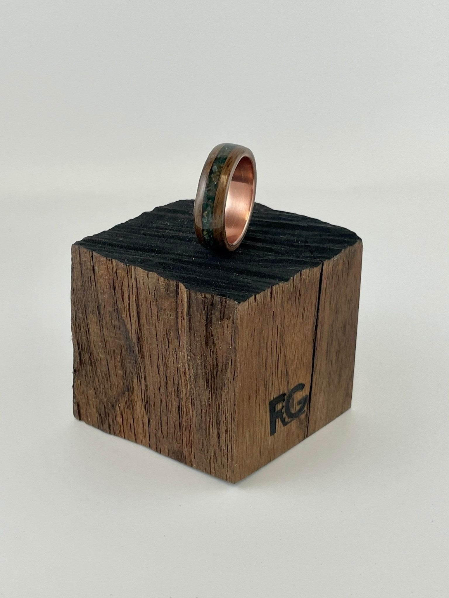 Walnut Burl BentWood ring. Copper core walnut ring. Burl walnut ring. Birthstone ring. Bloodstone ring. - Rude Grain