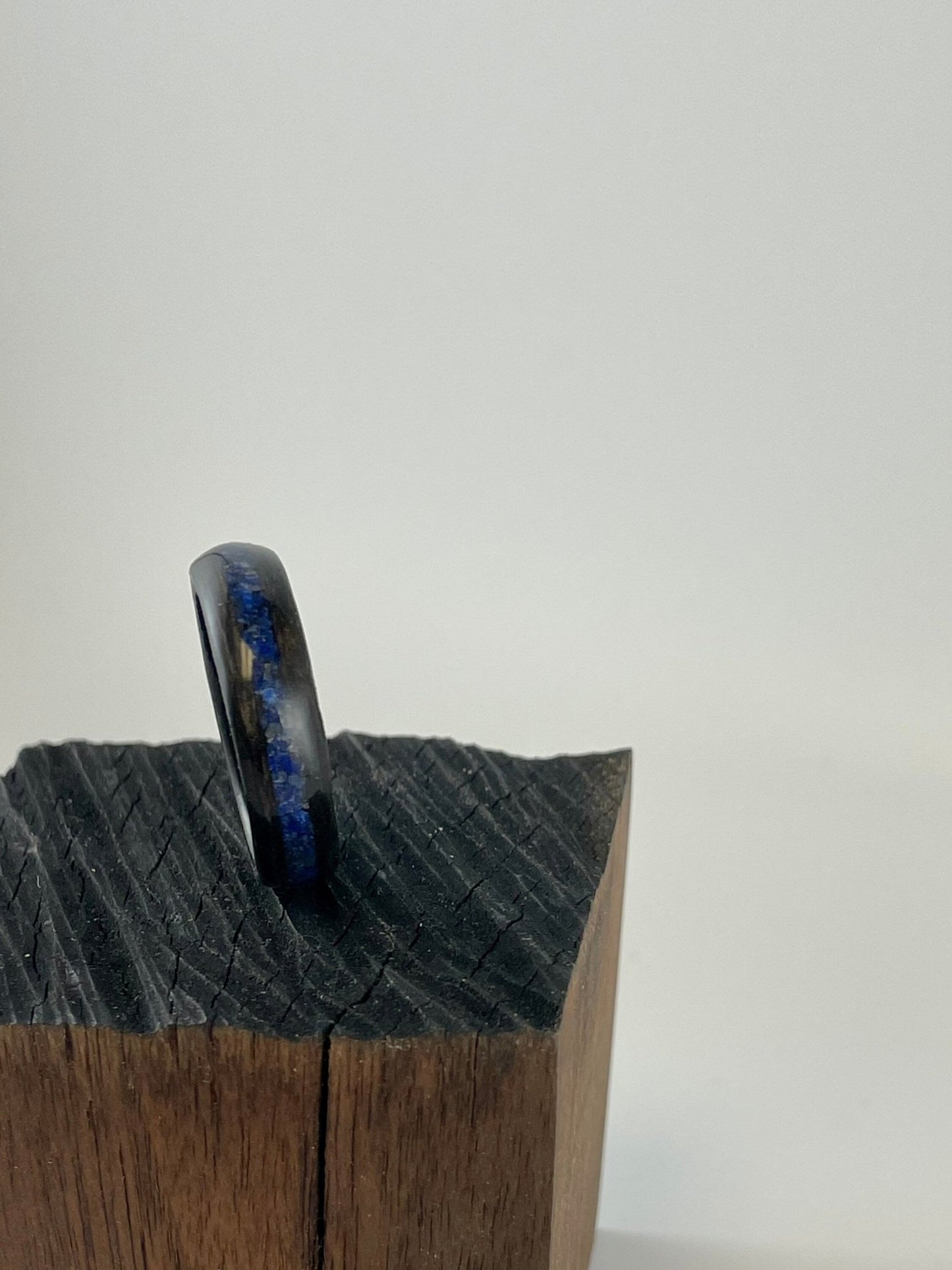 Wenge wooden Ring - Lapis Lazuli stone inlay ring - Bentwood Ring - Birthstone ring - Rude Grain