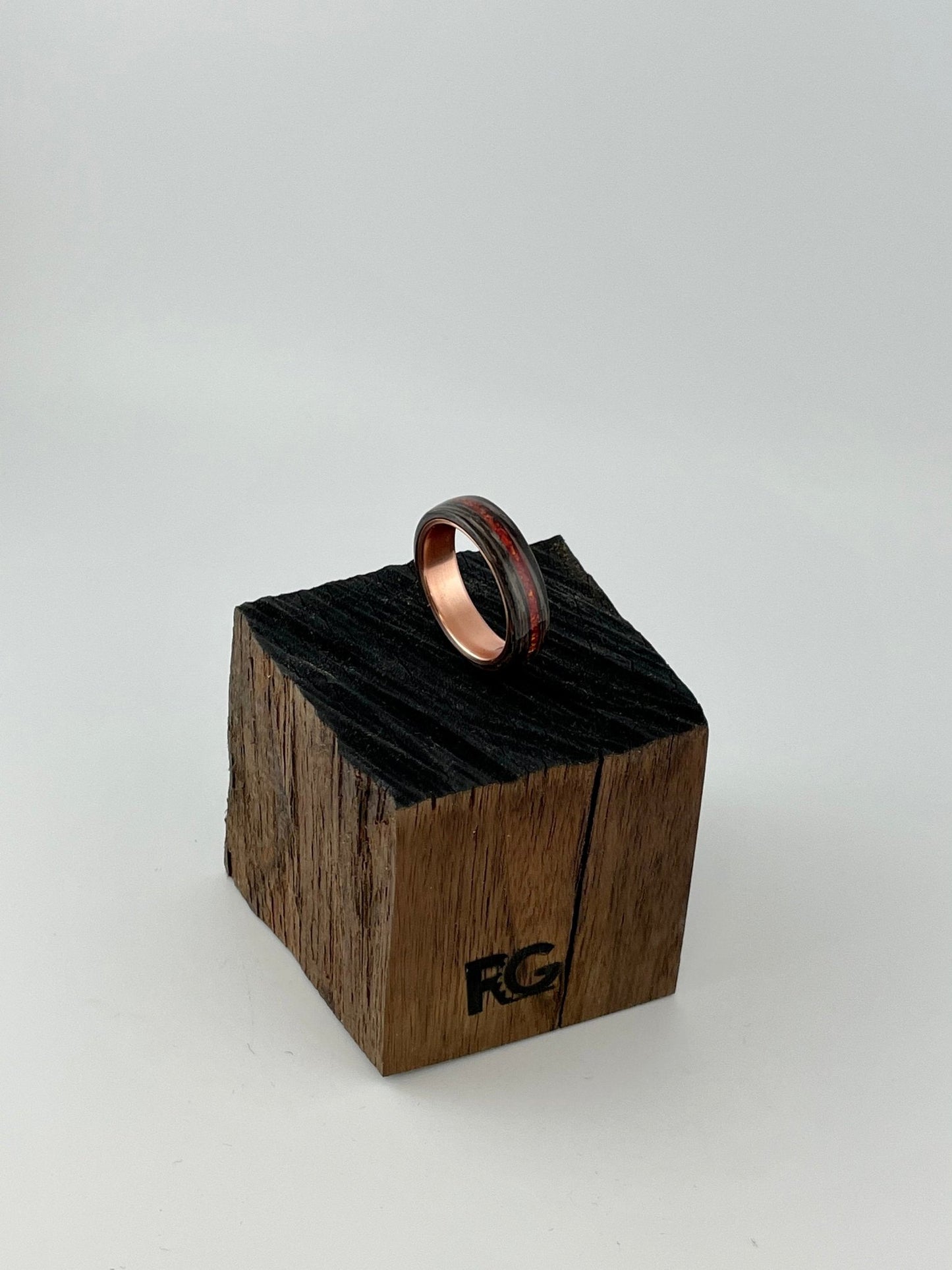 Bog Oak Crushed ruby red opal ring - Bentwood ring - Opal inlay ring - Rude GrainJewelry